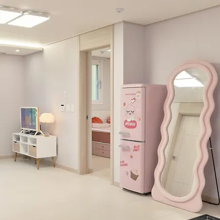 Pink Room 4 Bedroom Seoul Exterior photo