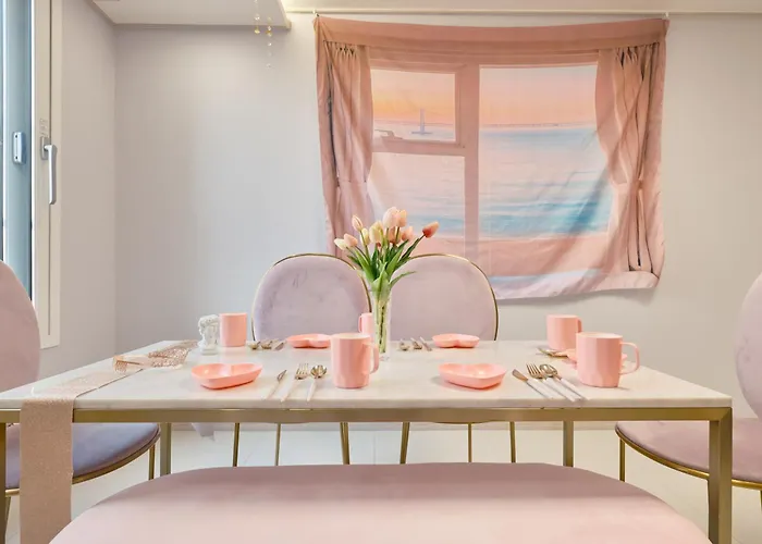 Pink Room 4 Bedroom