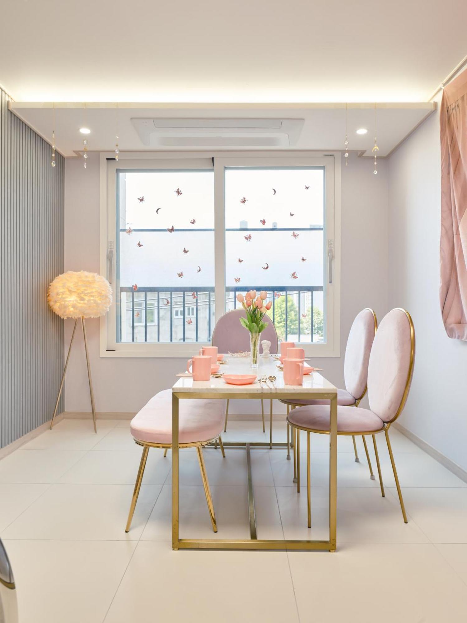 Pink 4 Bedroom