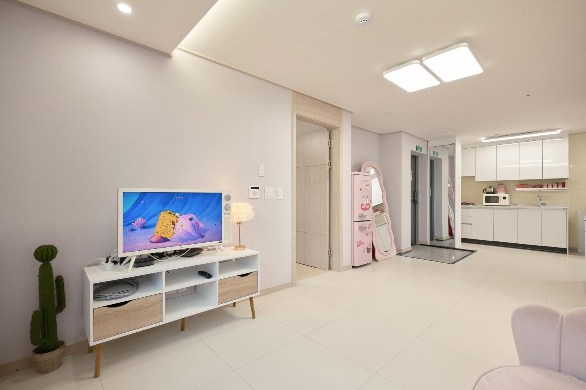 Pink 4 Bedroom * Seoul