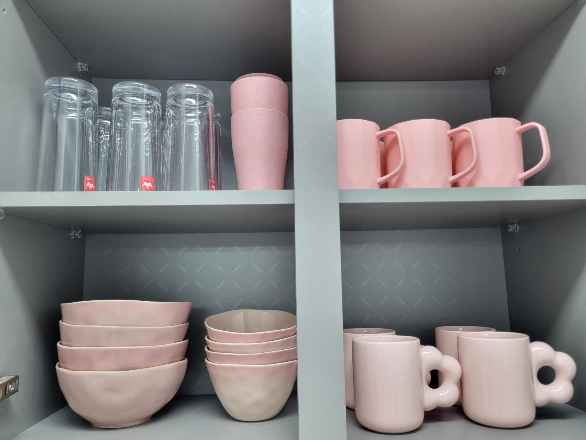 Pink 4 Bedroom Apartment